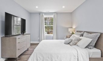 31 Manor Rd, Bolton, MA 01740