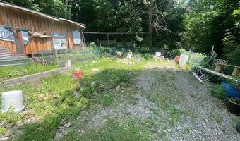 6 Demers St, Berlin, NH 03570