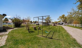 464 S Meridian St, Blackfoot, ID 83221