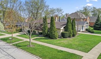 1005 E Orchard St, Arlington Heights, IL 60005