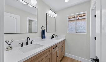 136 Villaggio St, Henderson, NV 89074