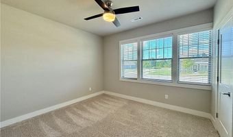 900 NE Heights Ln, Bentonville, AR 72712