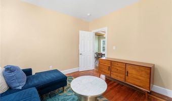 163 Bluff Ave, Cranston, RI 02905