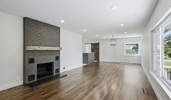 540 E 4th St, Baxter Springs, KS 66713