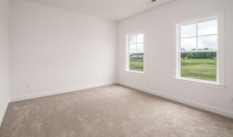 767 Fairway Rd, Ayden, NC 28513