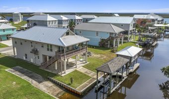 4069 Madagascar St, Bay St. Louis, MS 39520