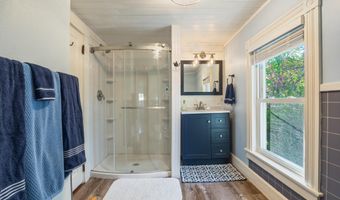 75 Ledgelawn Ave, Bar Harbor, ME 04609