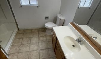 215 N MESA VERDE Ave, Aztec, NM 87410