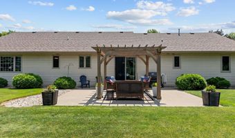 W5982 STRAWFLOWER Drive, Appleton, WI 54915