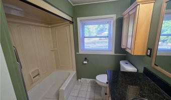 1 Hopkins Ct, Coventry, RI 02816