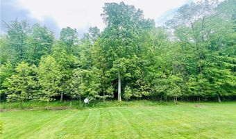 10523 Herrington Dr, Aurora, OH 44202
