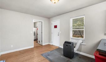2401 SE 9th St, Bentonville, AR 72712