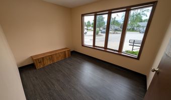 305 E 38th St, Anderson, IN 46013