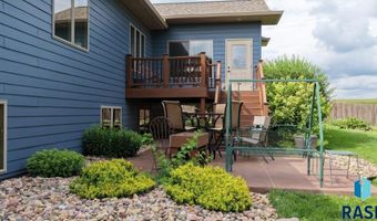 212 S Augusta Ave, Brandon, SD 57005