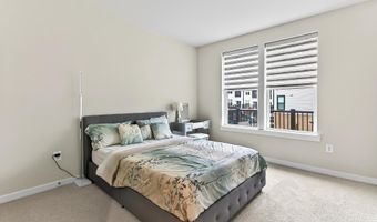 20328 NEWFOUNDLAND Sq, Ashburn, VA 20147