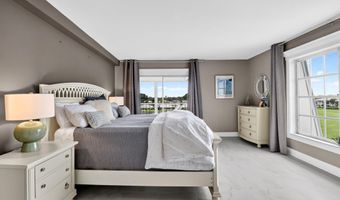300 John F Kennedy Dr Ph8, Atlantis, FL 33462