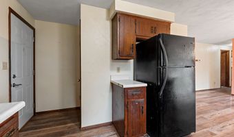 1517 Navarino St, Algoma, WI 54201