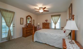 211 Pine Oak Blvd, Barnegat, NJ 08005