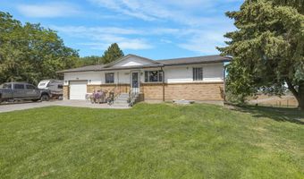 2087 Hanhauser Dr, Blackfoot, ID 83221