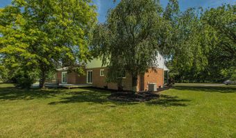 5120 Hensley Dr, Ann Arbor, MI 48103