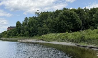 2 Howard St, Augusta, ME 04330