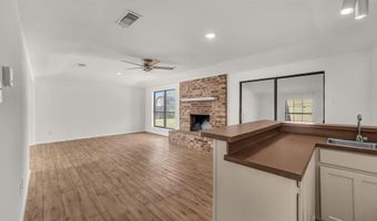 121 Meadow Ln, Aledo, TX 76008