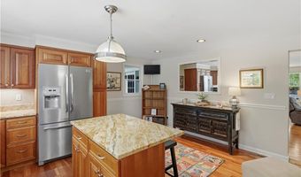 434 N Quidnessett Rd, North Kingstown, RI 02852