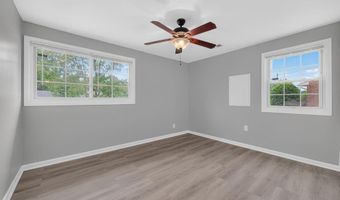 4906 UPLAND Dr, Alexandria, VA 22310