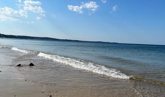 12 Lobsterville Rd, Aquinnah, MA 02535