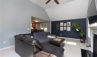 25 Calvin St, Ayer, MA 01432