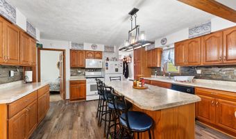 1422 MCCLOUD Rd, Aledo, IL 61231