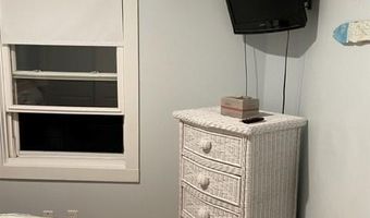 11 Tellier Rd, Narragansett, RI 02882