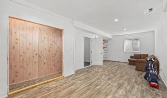 43245 BARNSTEAD Dr, Ashburn, VA 20148