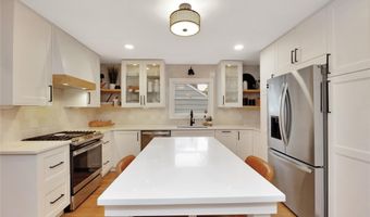 54 Bryan Ave, Amityville, NY 11701