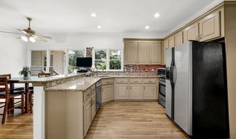 3949 Golflinks Dr NW, Acworth, GA 30101