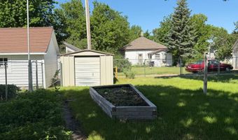 303 S Clark St, Bassett, NE 68714