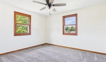 1520 E 42nd St, Anderson, IN 46013