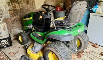 16749 Mush Run Rd, Athens, OH 45701