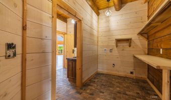42545 Mattox Rd, Albany, OH 45710