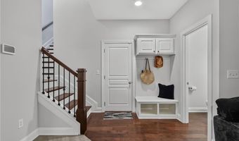 142 Brindle Ln, Alpharetta, GA 30009