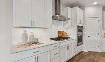 3887 McCormick Village Dr, Bremerton, WA 98312