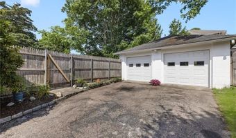 7 Pleasant Vw, Jamestown, RI 02835