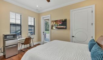 2616 N WESTMORELAND Dr, Orlando, FL 32804