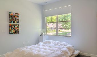 873 Bridge Crest Dr SE 8, Ada, MI 49301
