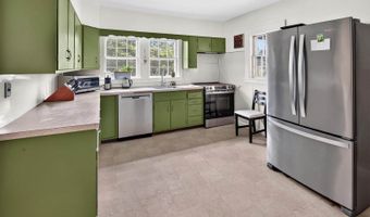 420 French St, Bangor, ME 04401