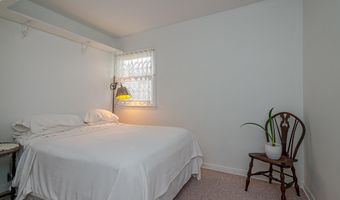 7 Harbor View Dr, Atlantic Highlands, NJ 07716