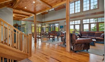342 Eagle Point Dr, Albany, KY 42602
