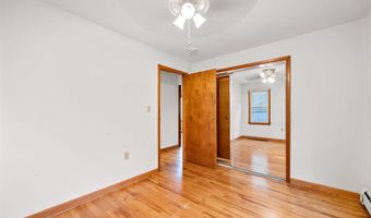 126 Foster St, Burlington, VT 05401