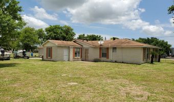 2609 W Highland Ave, Aransas Pass, TX 78336