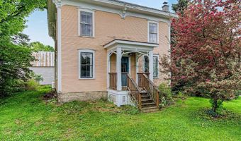 498 Montgomery Rd, Berkshire, VT 05447